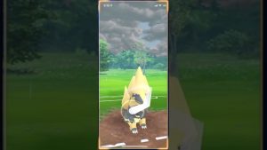 manectric-one-shotting-unsuspecting-pokemon-pokemon-go-battle-league-shorts-2